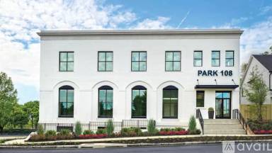 Main picture of 108 Park Pl