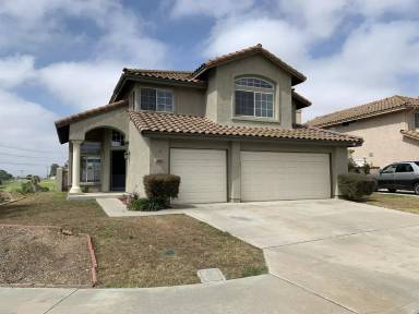 Main picture of 637 Crescent Dr