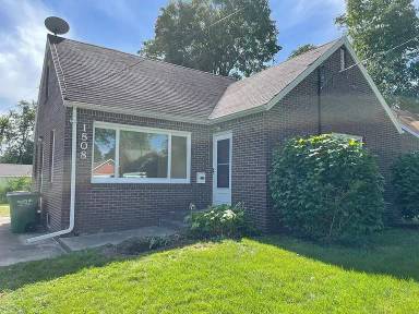 Main picture of 1808 Elm St