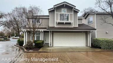 Main picture of 27 Oak Gate Pl