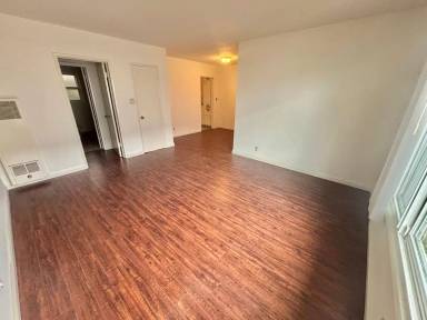 Main picture of 1116 E Imperial Ave