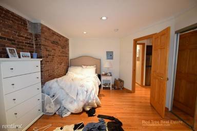 Main picture of 1791-1801 Beacon St