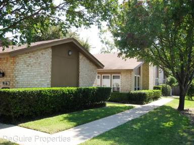 Main picture of 916 Shady Creek Ln