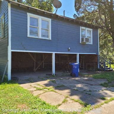 Main picture of 2609 Murray St