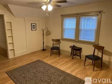 Main picture of 2116 W 53rd St