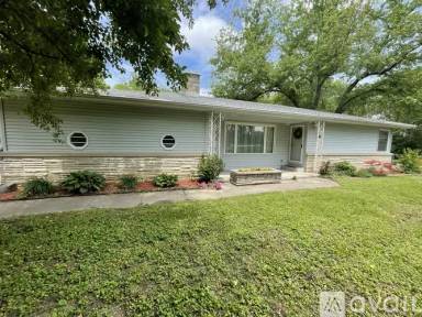 Main picture of 2460 State Road 26 W