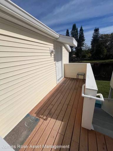 Main picture of 127 Camphor Cir