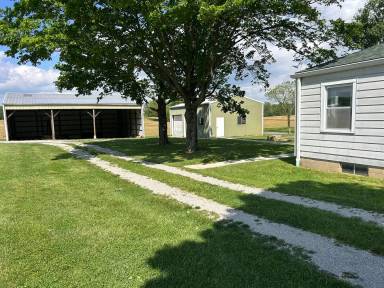 Main picture of 14305 Tree Dr NW