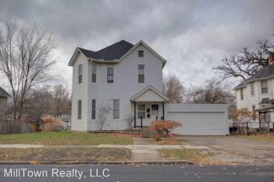 Main picture of 2014 Farnam St