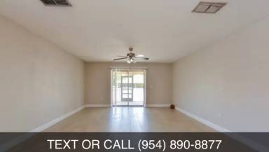Main picture of 932 Fallbrooke Ave