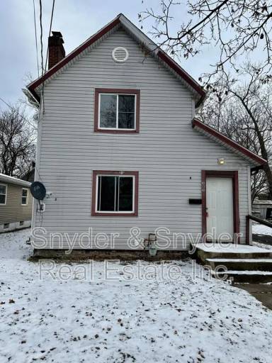 Main picture of 383 Black St
