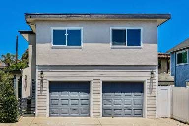 Main picture of 839 Penn St