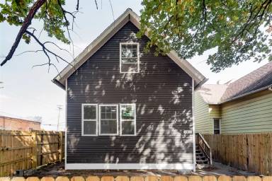 Main picture of 2064 24th St