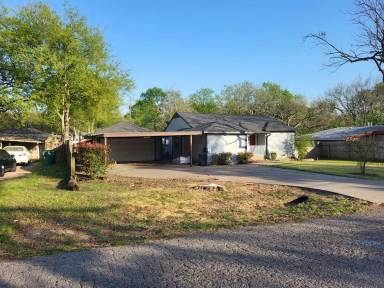 Main picture of 614 Highland Ave