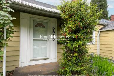 Main picture of 5805 SE 23rd Ave