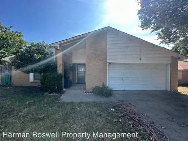 Main picture of 324 Overcrest Dr