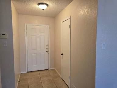 Main picture of 552 Greenway Dr