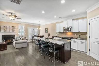 Main picture of 2804 Archway Ln
