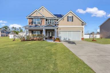 Main picture of 834 Forest St