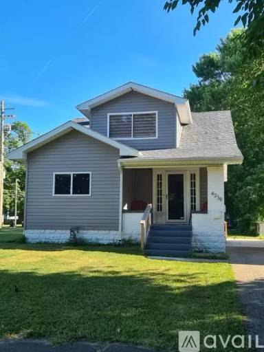 Main picture of 4239 Virginia Ave