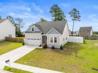 Main picture of 151 Broadleaf Dr