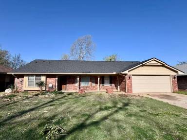 Main picture of 11401 Saint Charles Ave