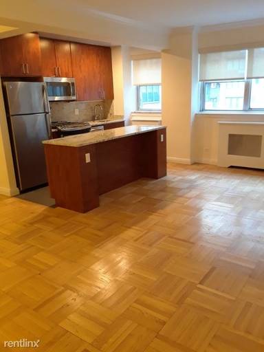 Main picture of 85 East End