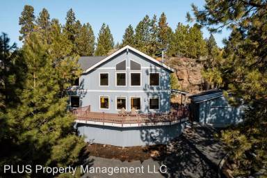 Main picture of 19460 SW Century Dr