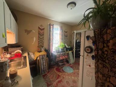 Main picture of 112 W Cook Ave