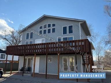 Main picture of 559 N Sparn Ct