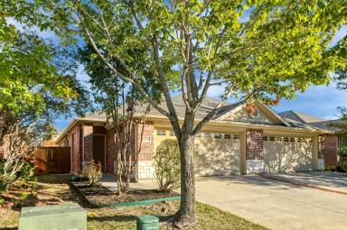 Main picture of 353 Schirra Ct