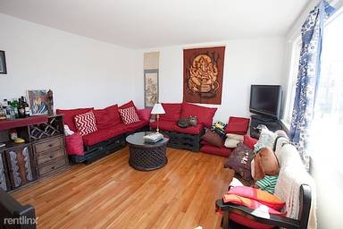 Main picture of 22 Murdock St