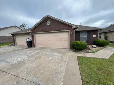 Main picture of 2610A Dora Rd