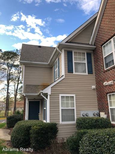 Main picture of 1016 Primrose Ln