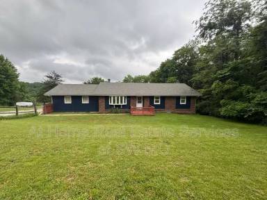 Main picture of 6124 S Farm Road 131
