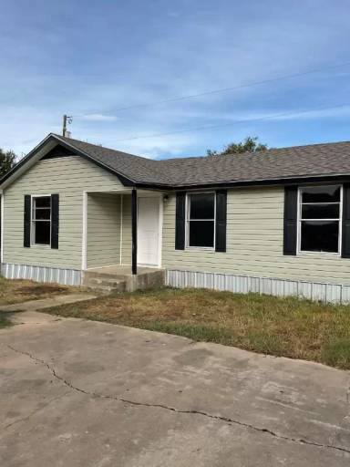 Main picture of 808 Wilson Rd