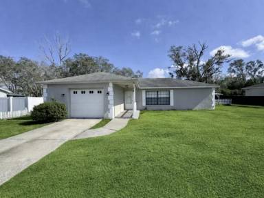 Main picture of 3028 Clewiston St