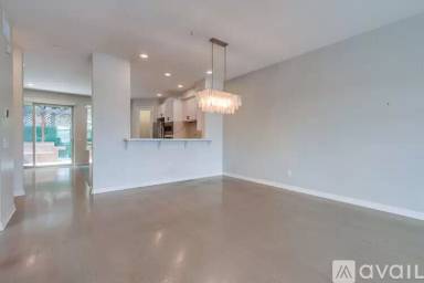 Main picture of 4028 Eagle St