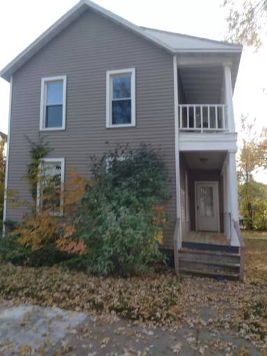 Main picture of 1516 Broadway Ave NW