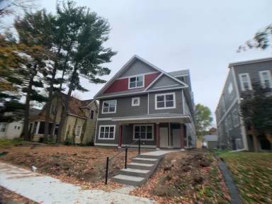 Main picture of 2916 30th Ave S