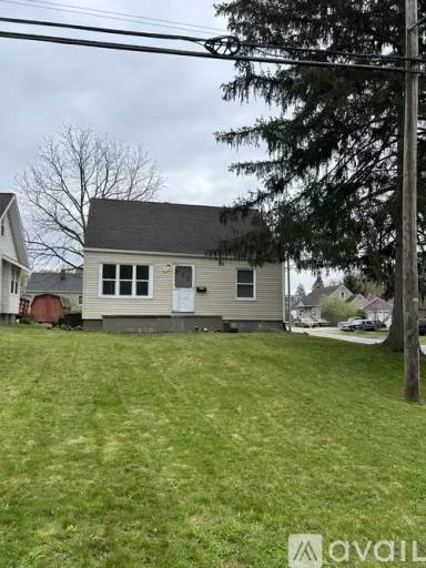 Main picture of 327 Booth Ave