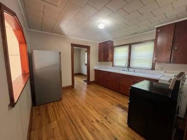 Main picture of 1389 Mount Ulla Hwy