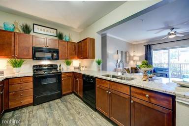 Main picture of 8314 W Highway 71