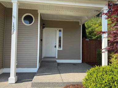 Main picture of 1529 202nd Street Ct E