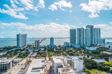 Main picture of Two Midtown Miami