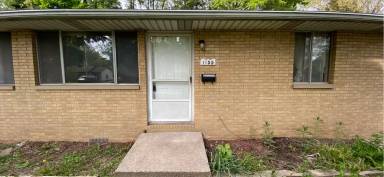 Main picture of 1155 Munroe Falls Kent Rd