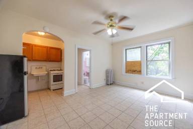 Main picture of 2536 N Sawyer Ave Apartments