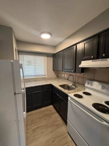 Main picture of 5007-5017 Columbus Dr Apartments