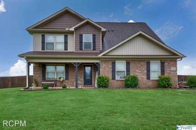 Main picture of 200 Reeney Dr