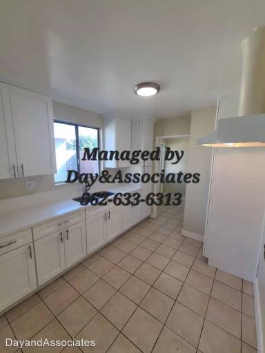 Main picture of 2638 Muscatel Ave